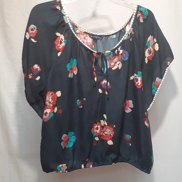 Blouse for all ocassions - Picture 1 of 9